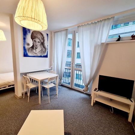 Topfloor Greeceflat A Cosy Flat In The City Center Varsóvia Exterior foto